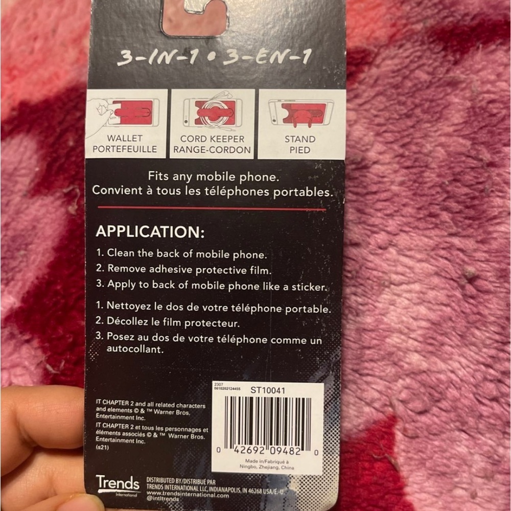 IT Chapter Two Phone Wallet - - Picture 3 of 3